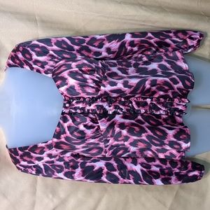 💗new item💗Flashy and sexy Venus silky leopard print top